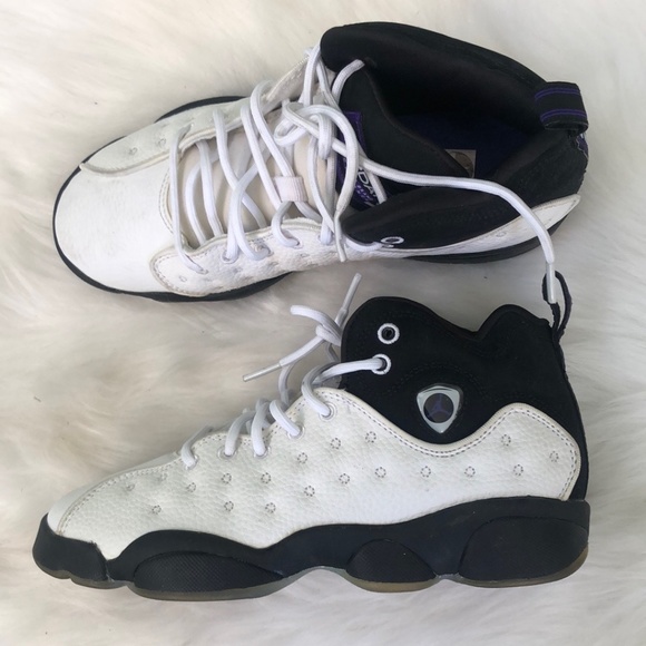 jordan jumpman team 2 black and white